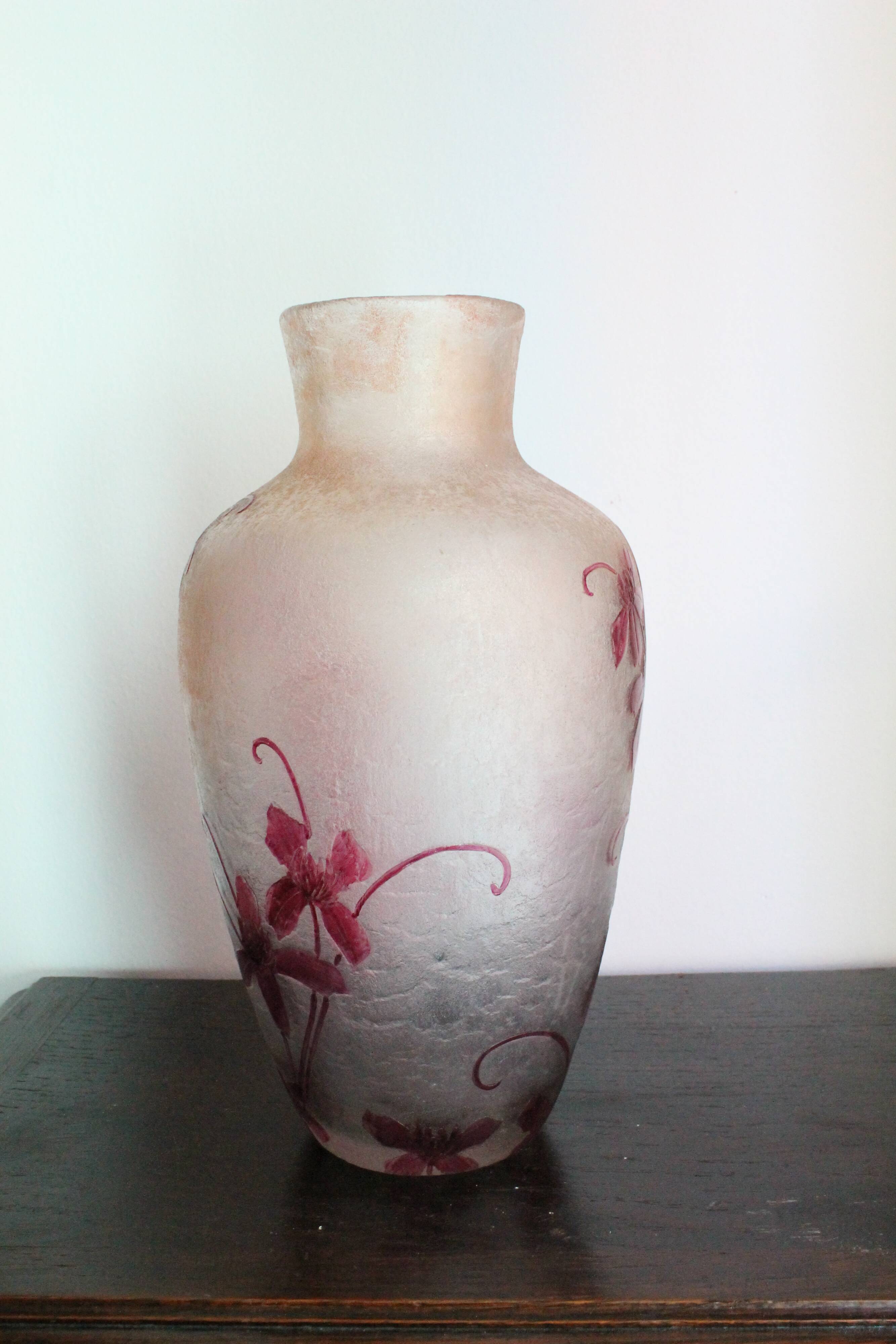 François Théodore Legras ovoid vase with floral decoration, Rubis Art Nouveau series.