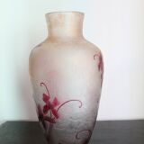 François Théodore Legras ovoid vase with floral decoration, Rubis Art Nouveau series.