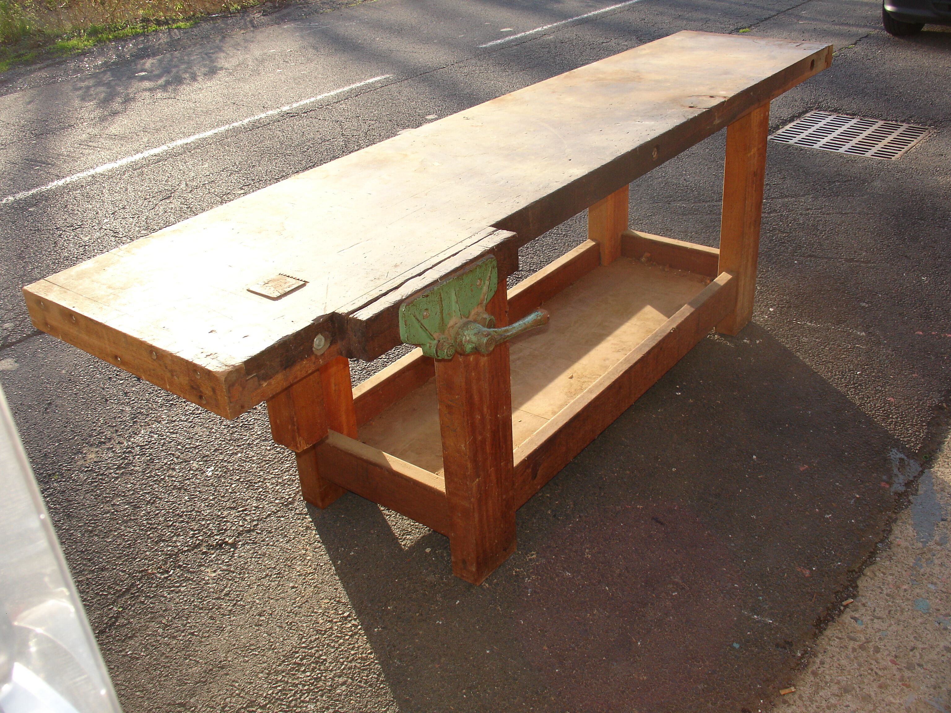 Set of cabinetmaker mahogany with his quick press