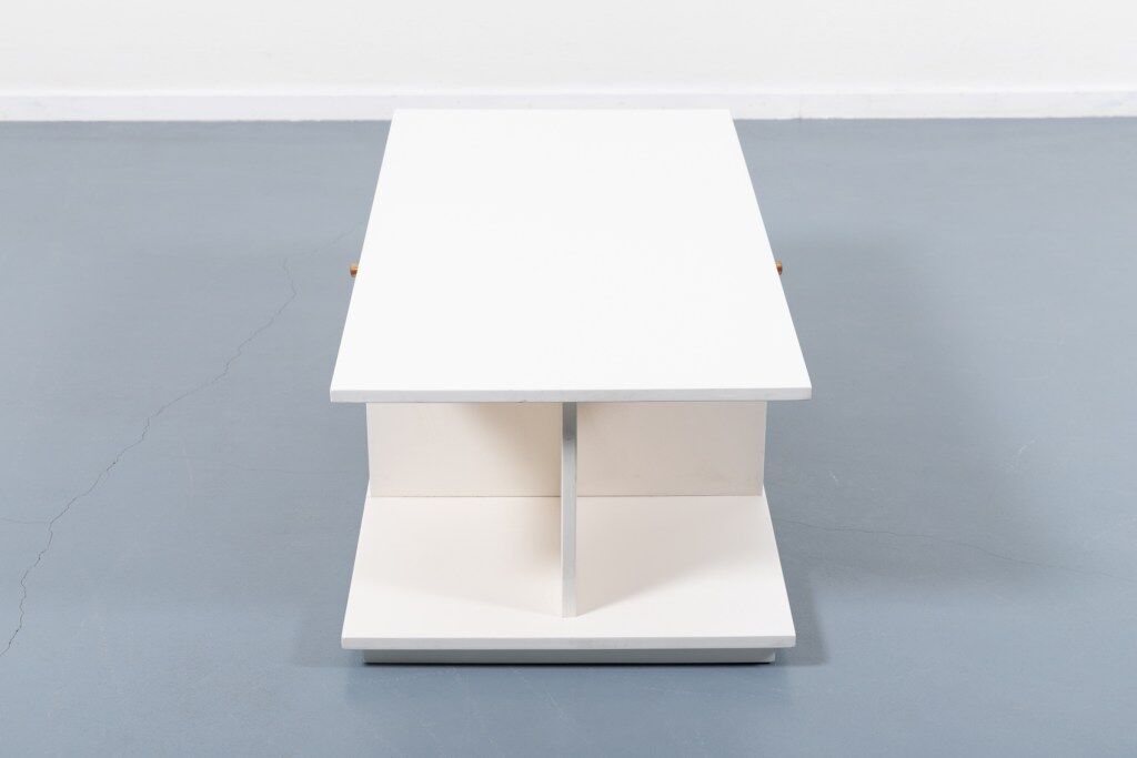 Italian design coffee table from the 1960