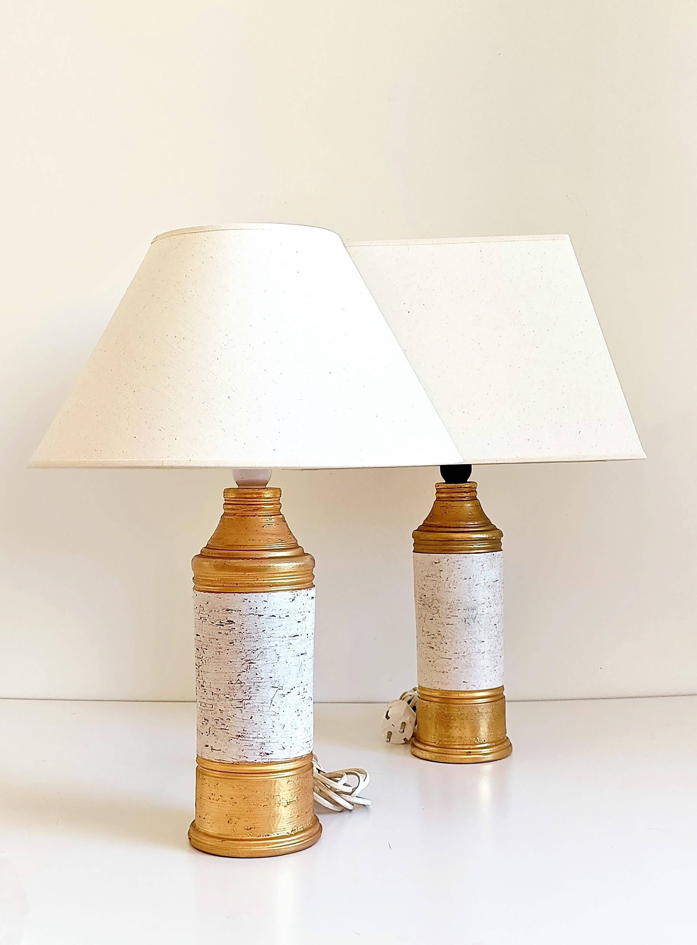 Bitossi Ceramic Table Lamp by Aldo Londi, Gold/Cream, Italy, 1970s