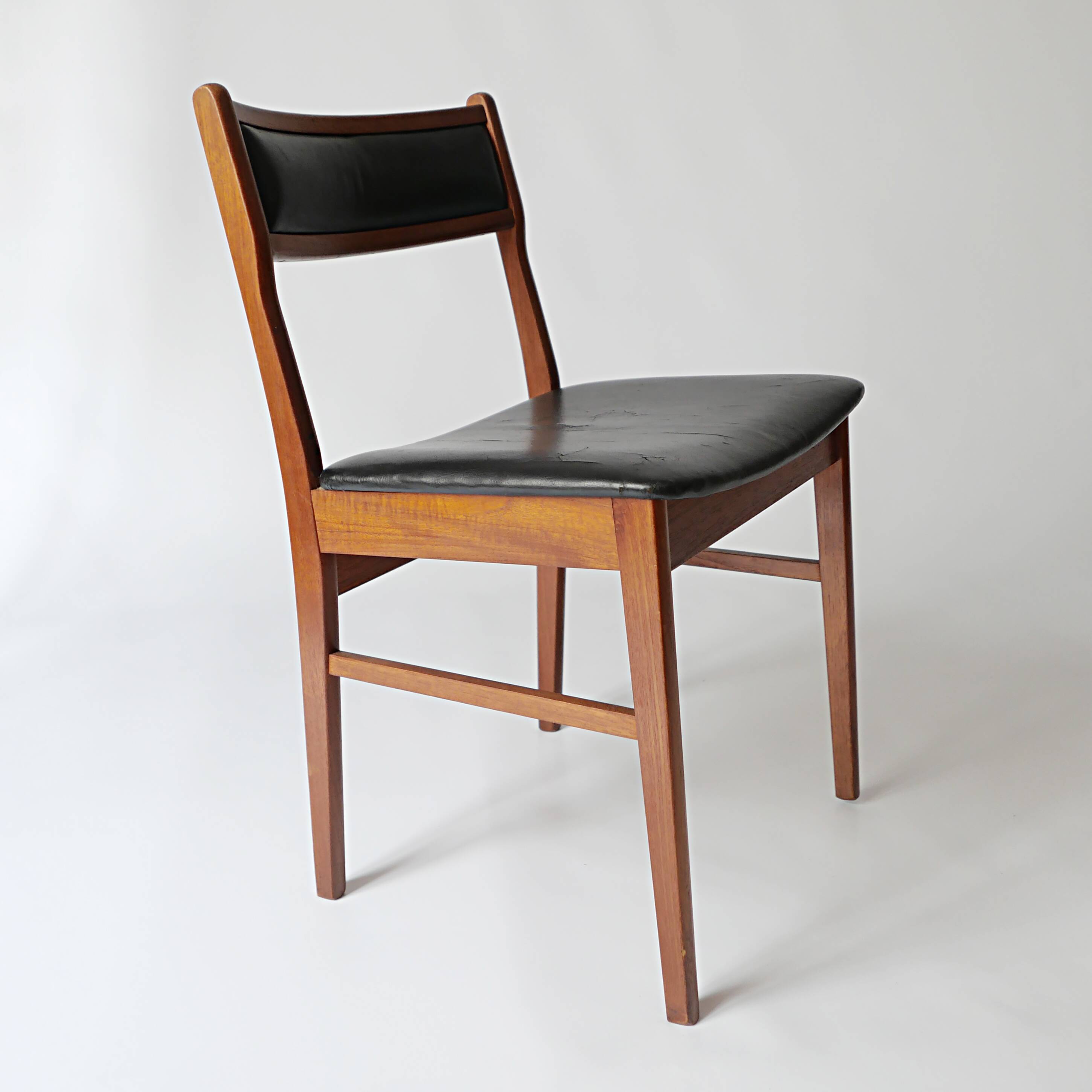 Pair of denmark chairs scandinavian design 1960s vintage 70s 1970s