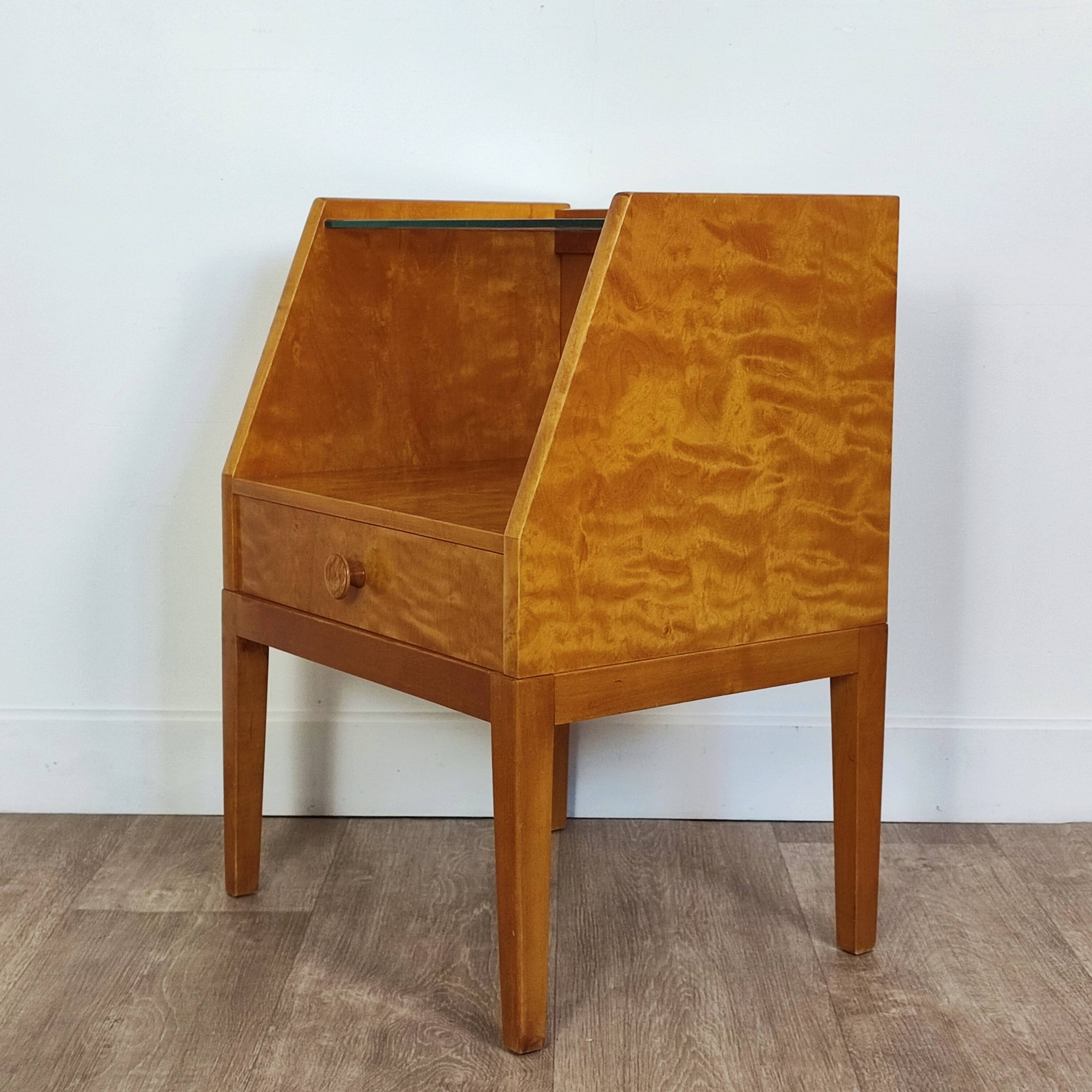 Pair of bedside tables