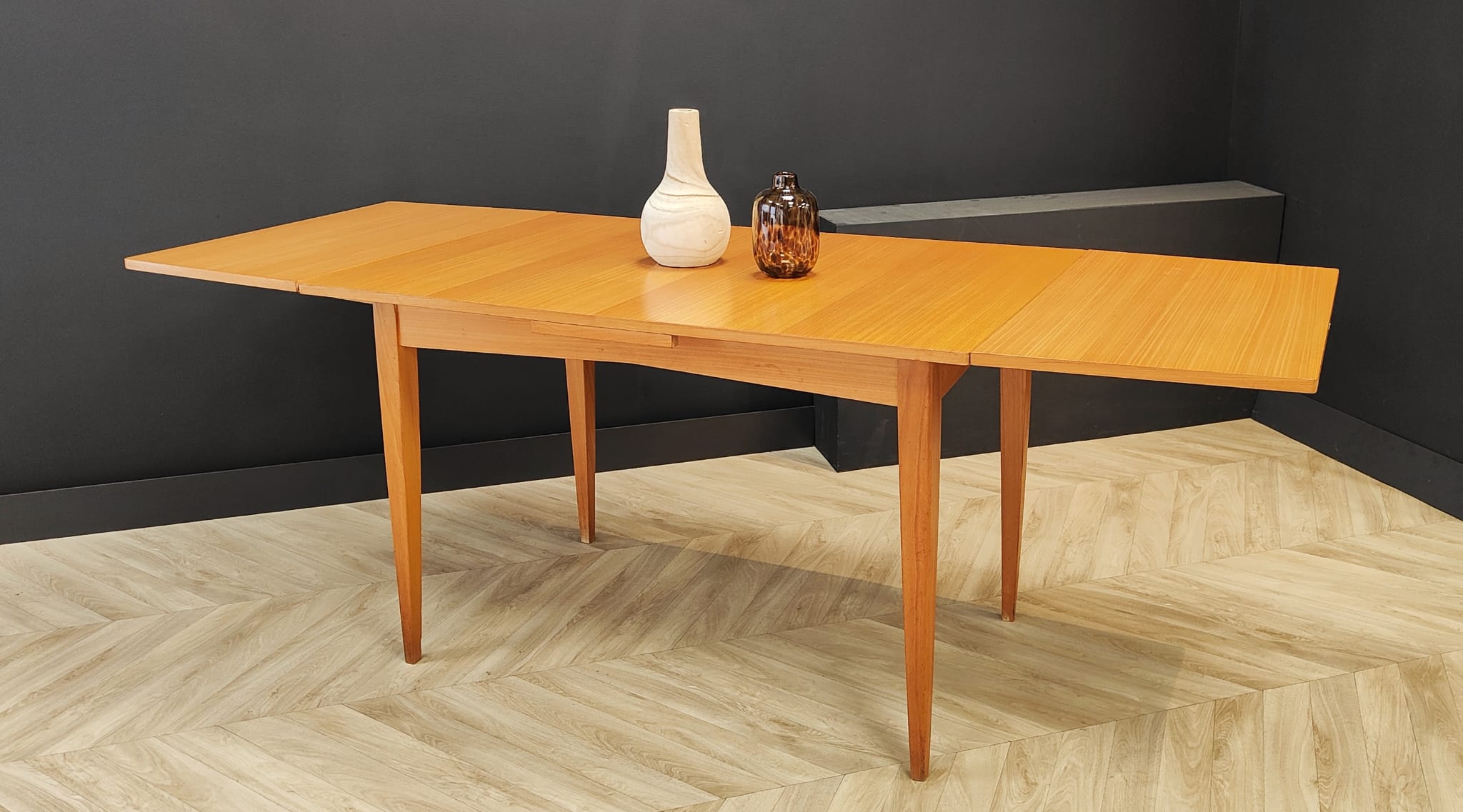 Mid Century vintage extendable dining table