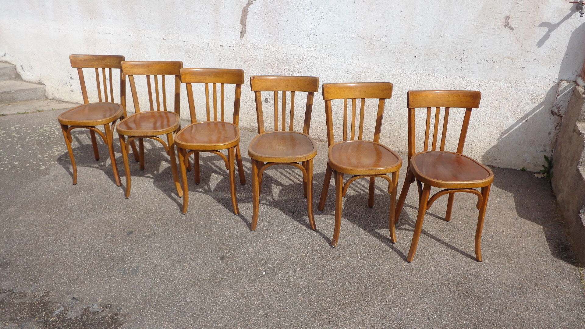 Set of 6 bistro chairs