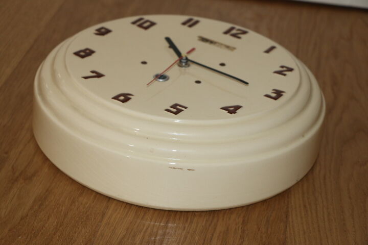 Renolux ceramic wall clock
