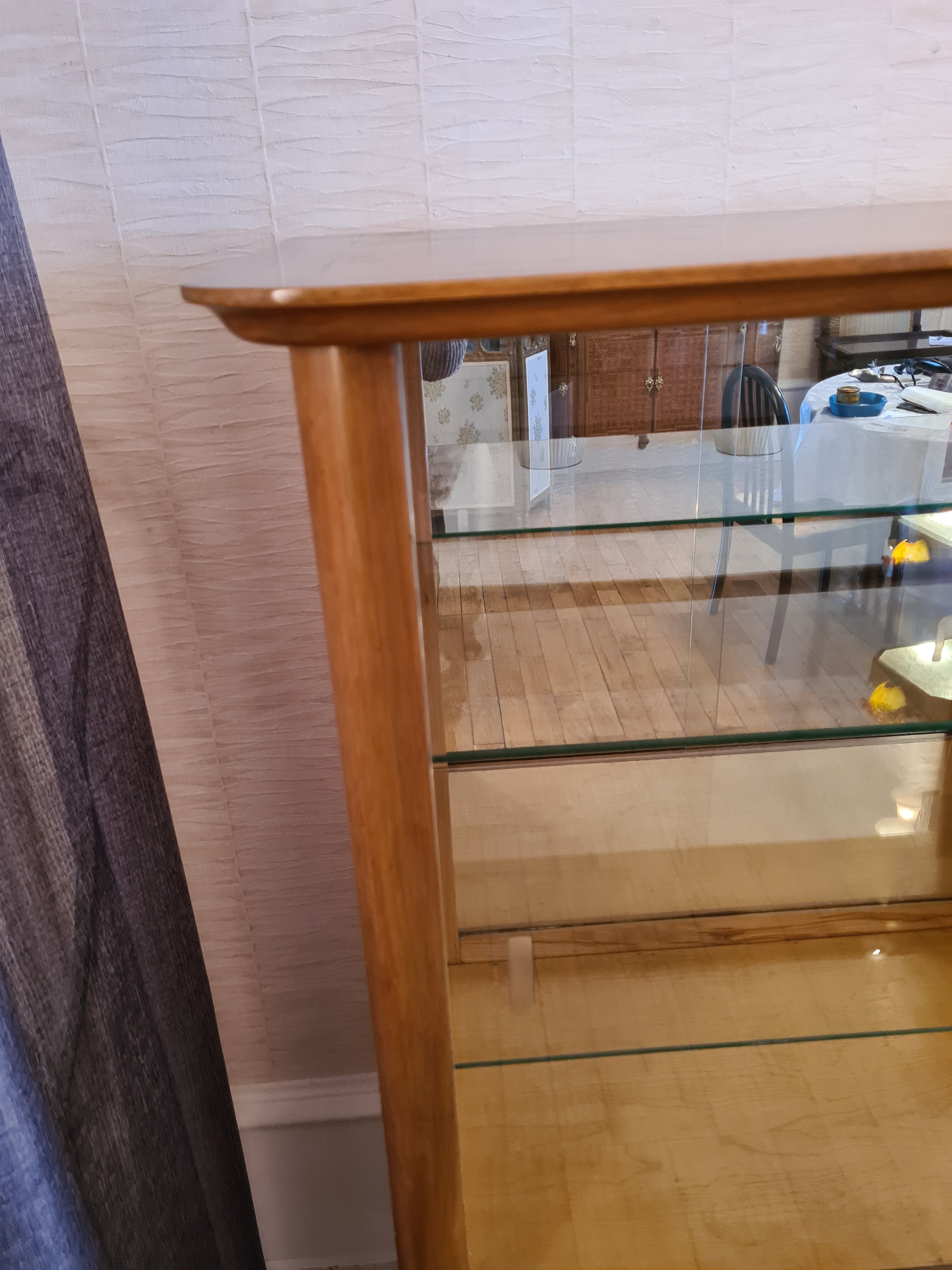 Art Deco walnut glass display case 1930-1940