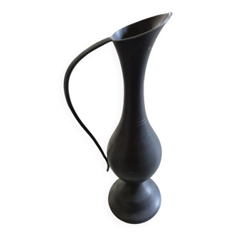 Vase en métal
