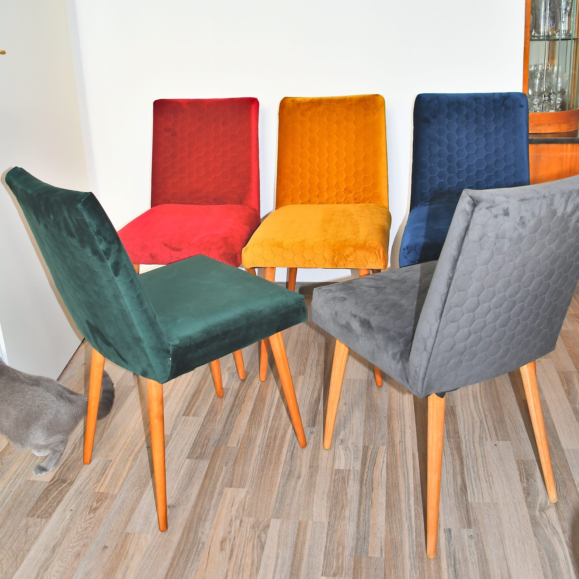 1970s Upholstered chair type 200-244, Słupskie Fabryki Mebli, Poland