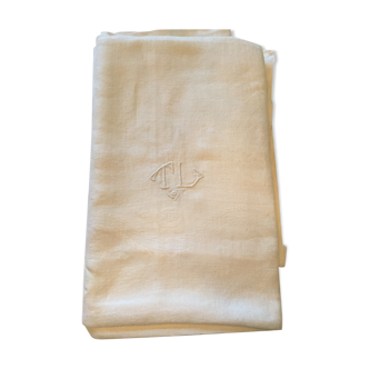 Damask tablecloth