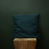 Housse de coussin upcyclée vert foncé en laine 45x45 cm