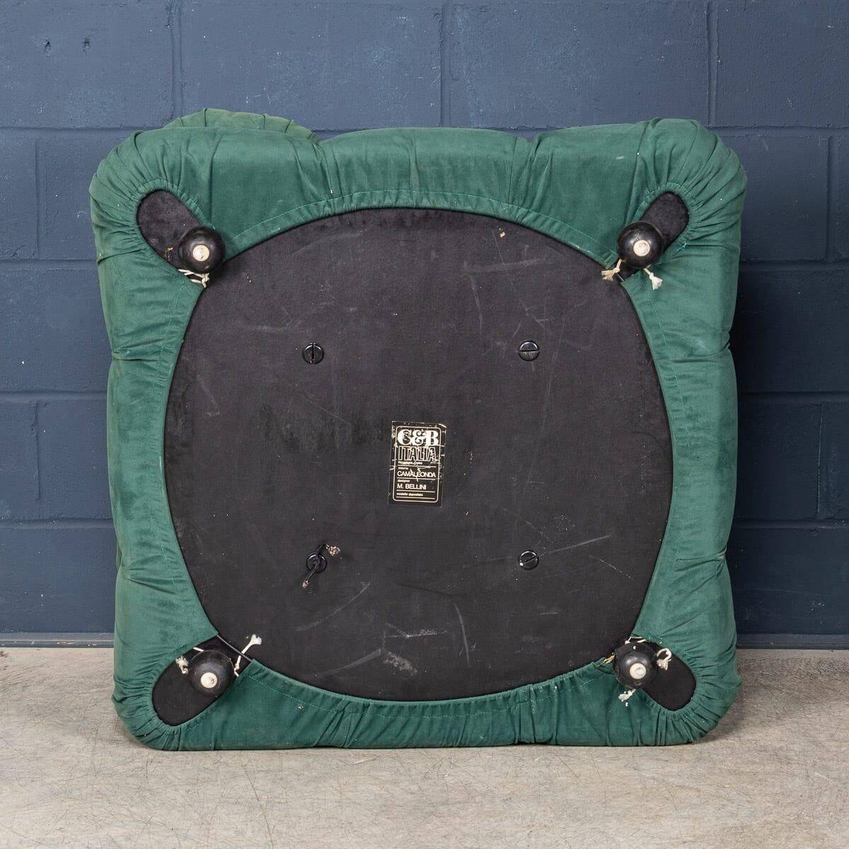 Retro "Camaleonda" armchair in green fabric, 20th-century style.