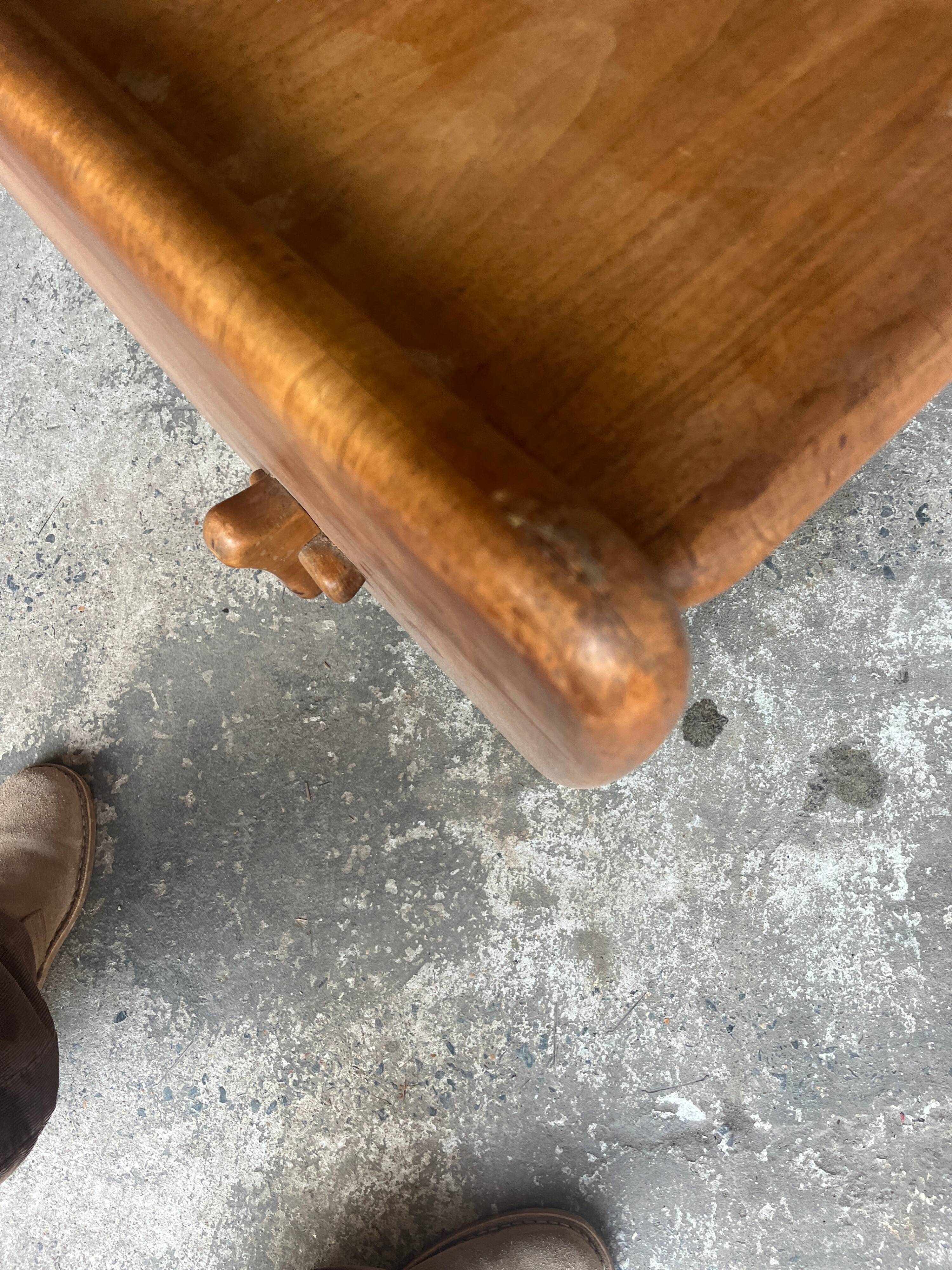 Vintage sculptural coffee table in wood