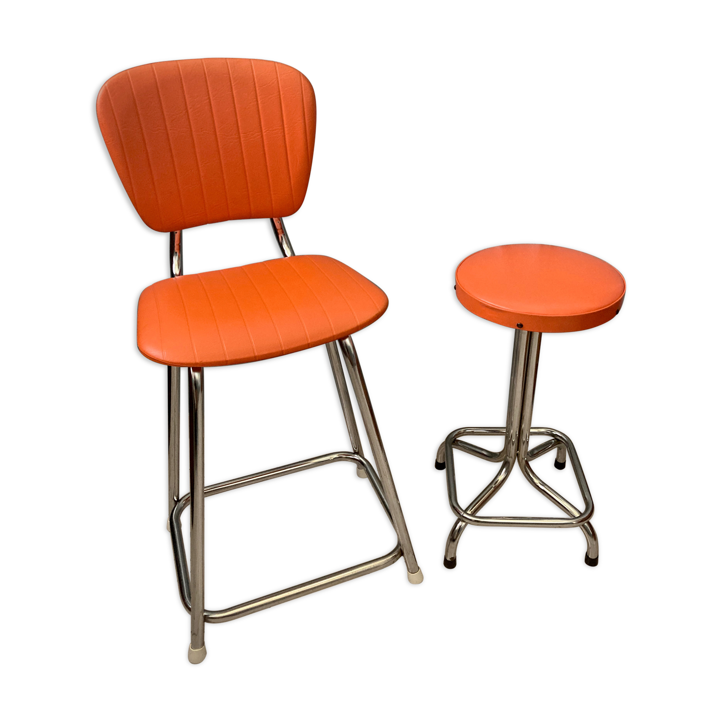 Duo of chair and stool 1970 orange and chromes