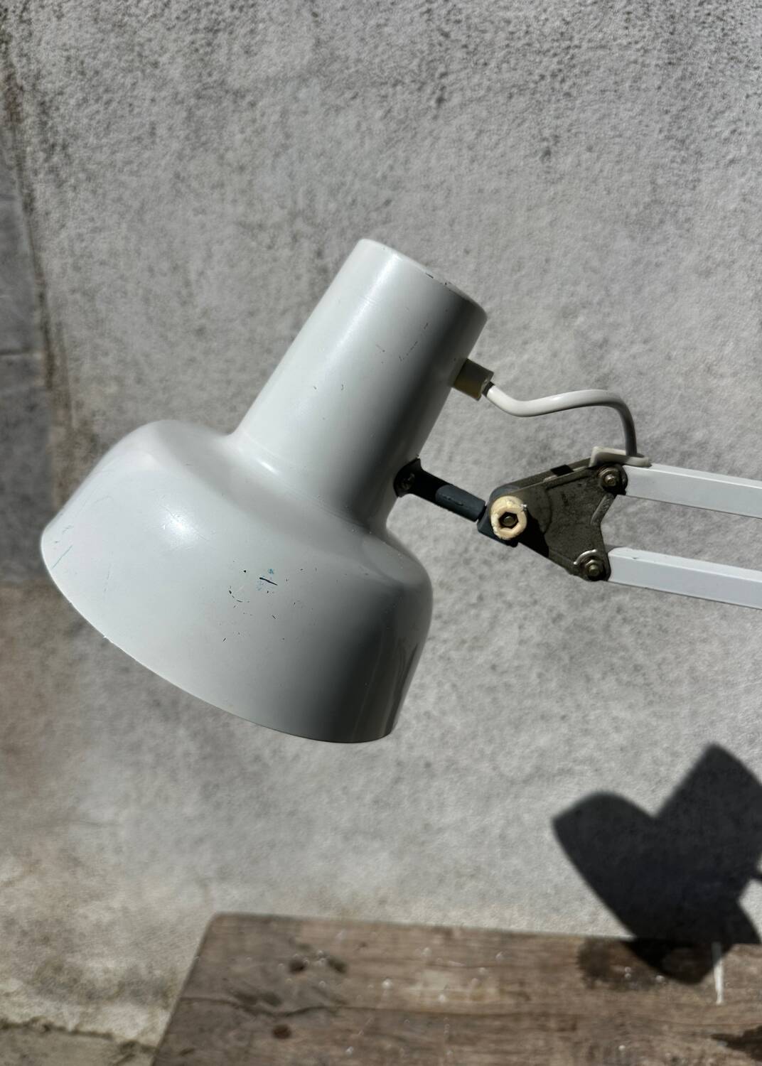 Vintage architect's desk lamp, articulated desk lamp.