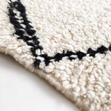 Moroccan Berber rug Azilal ecru and black 2.08x1.33m