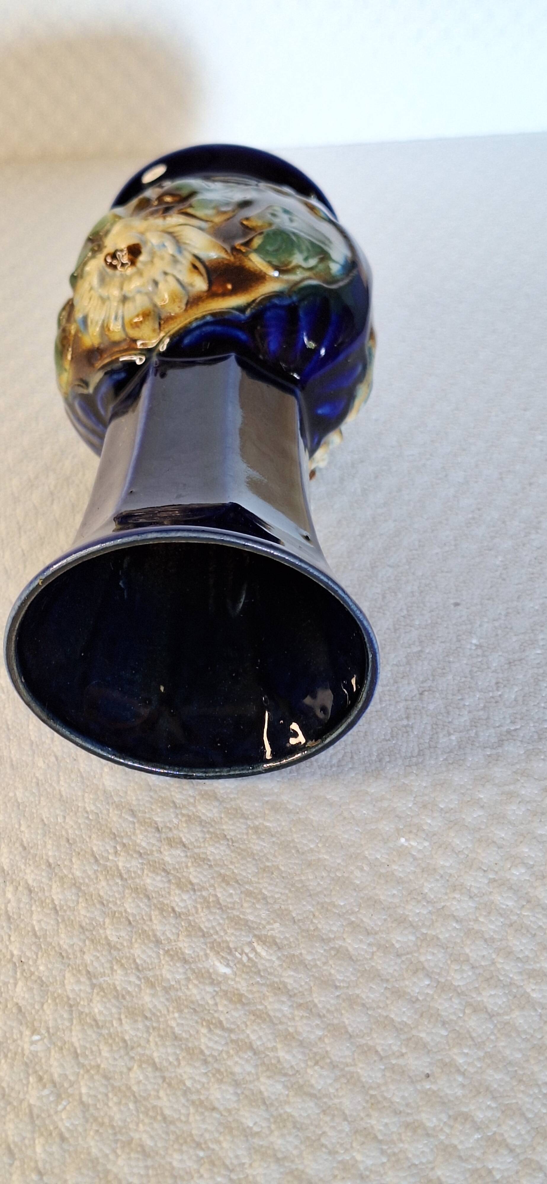 VINTAGE BARBOTINE VASE