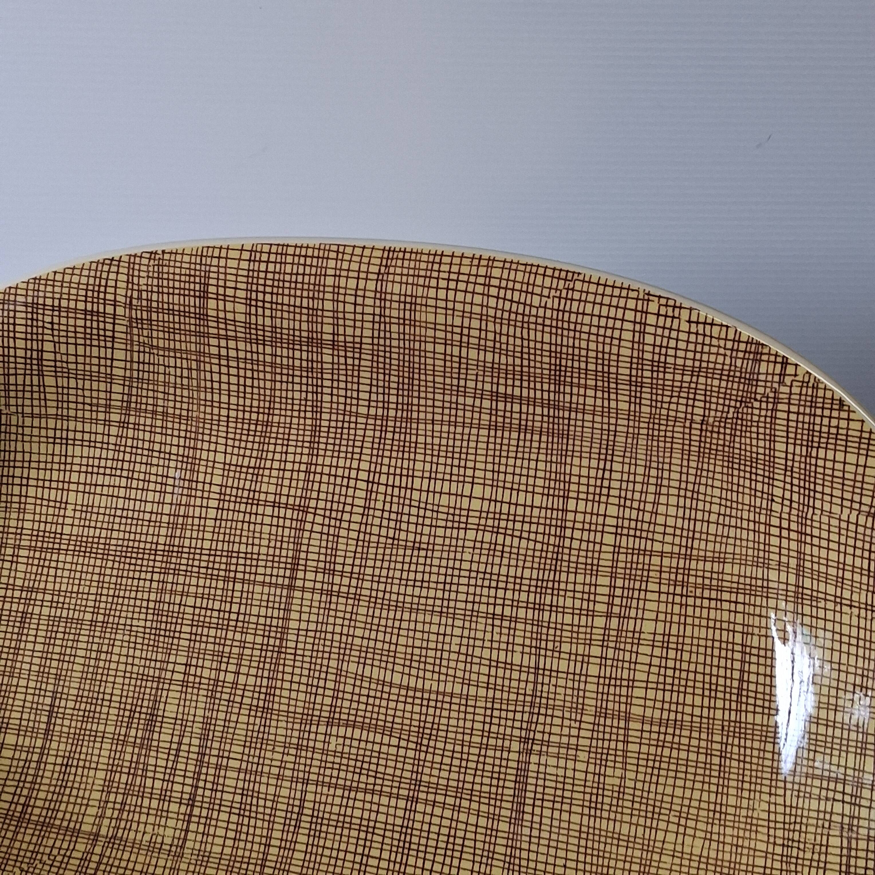 Very nice long dish from Villeroy & Boch model "Bern" in very good condition.