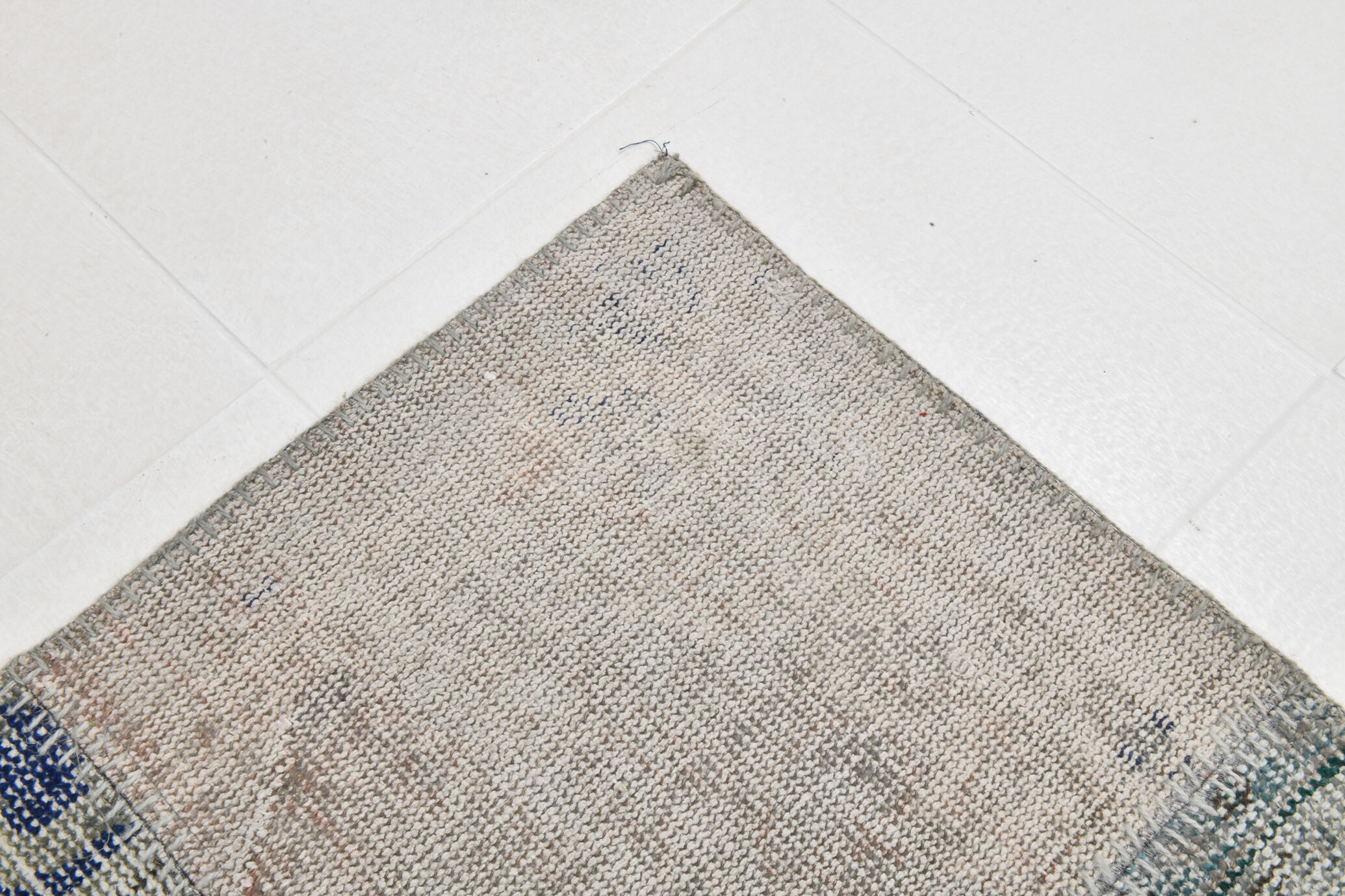 Neutral tones turkish rug 304x211cm