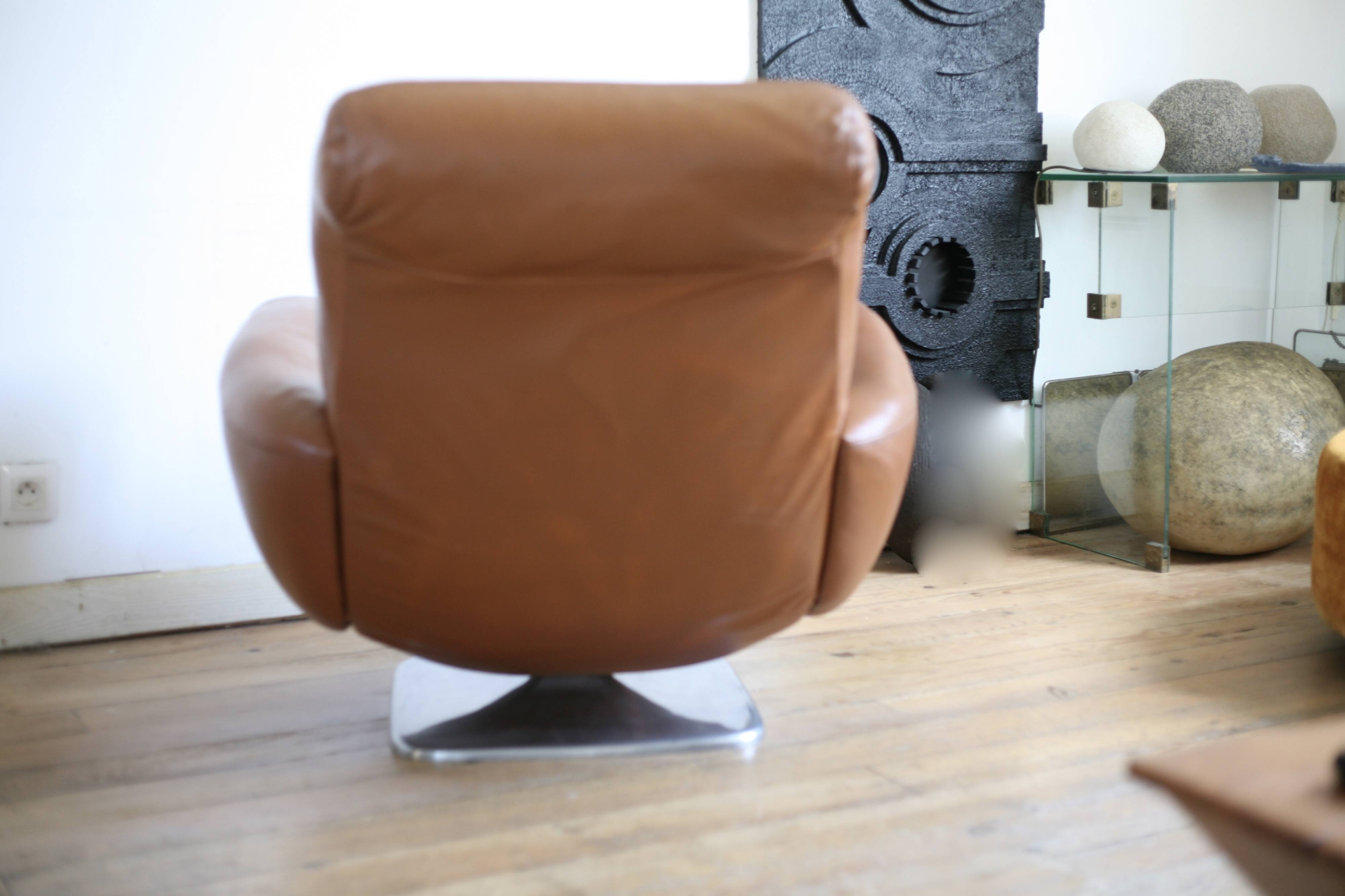 "Space age" armchair, 1970s, leather.