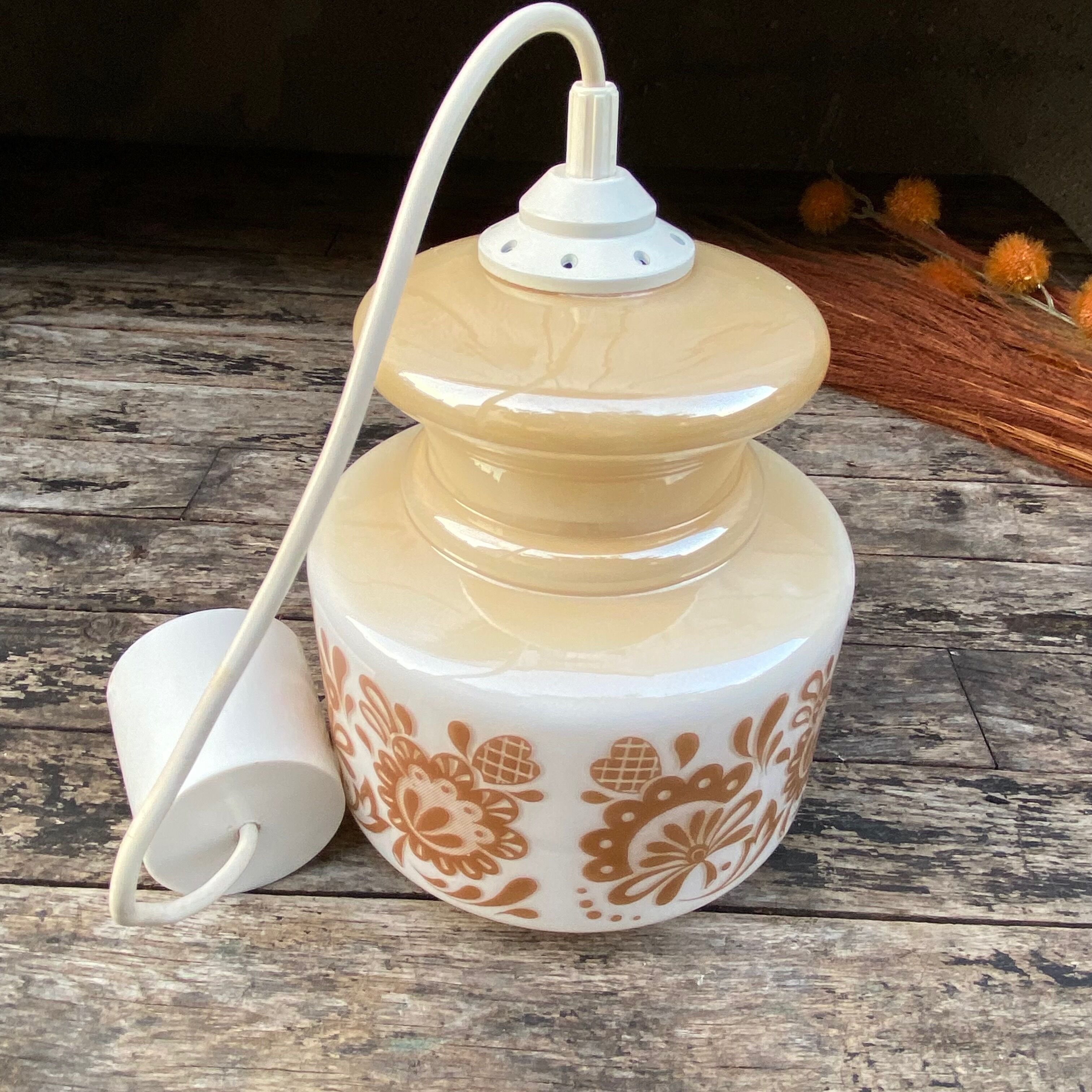 Opaline suspension -70s