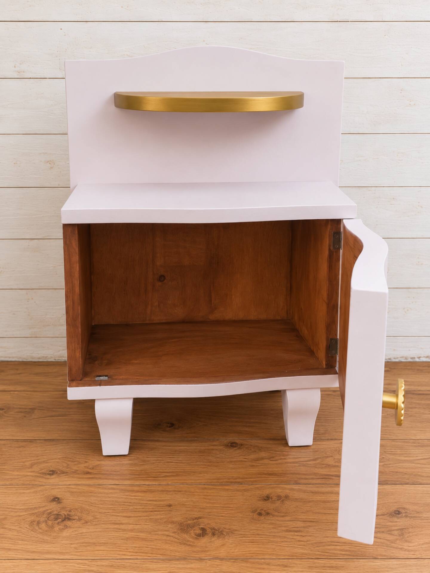 Table de chevet,  table de nuit rénovée
