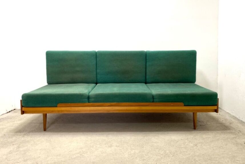 Ton & Up Zavody sofa bed 1967