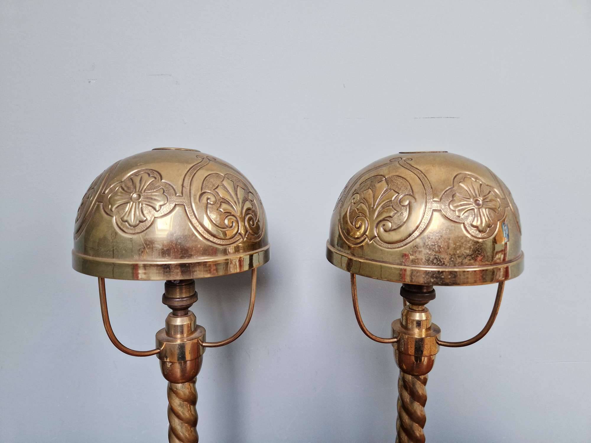 Pair of table lamps in bronze and brass, early 20th century.