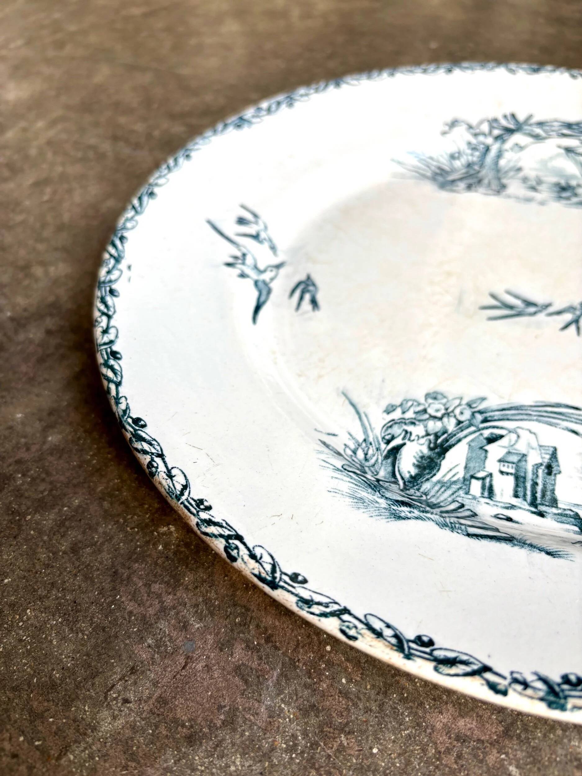 Creil & Montereau round ironstone dish, "Marine" service