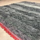Black carpet with abraches 202x266cm