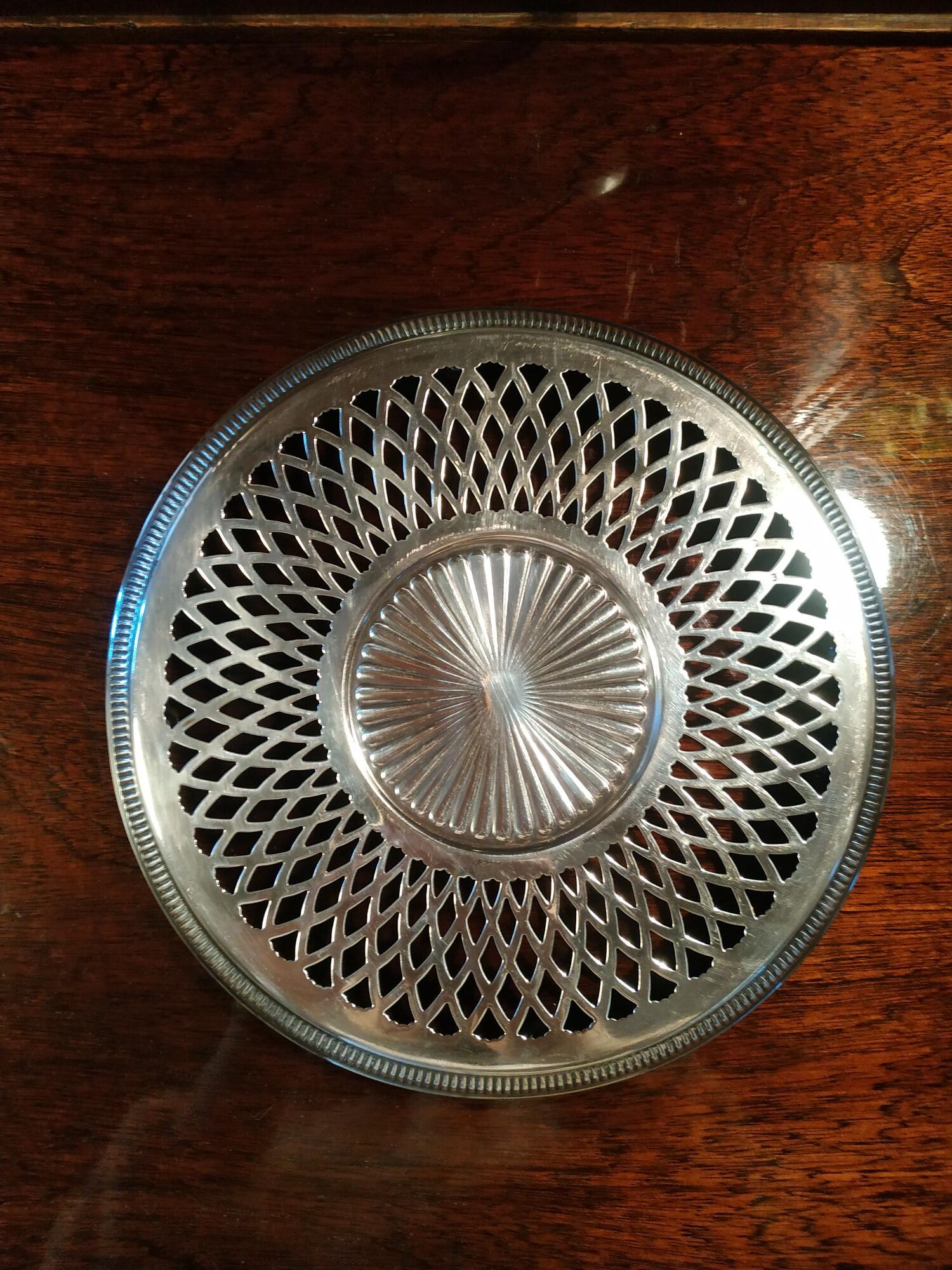 Silver metal trifle 6gr