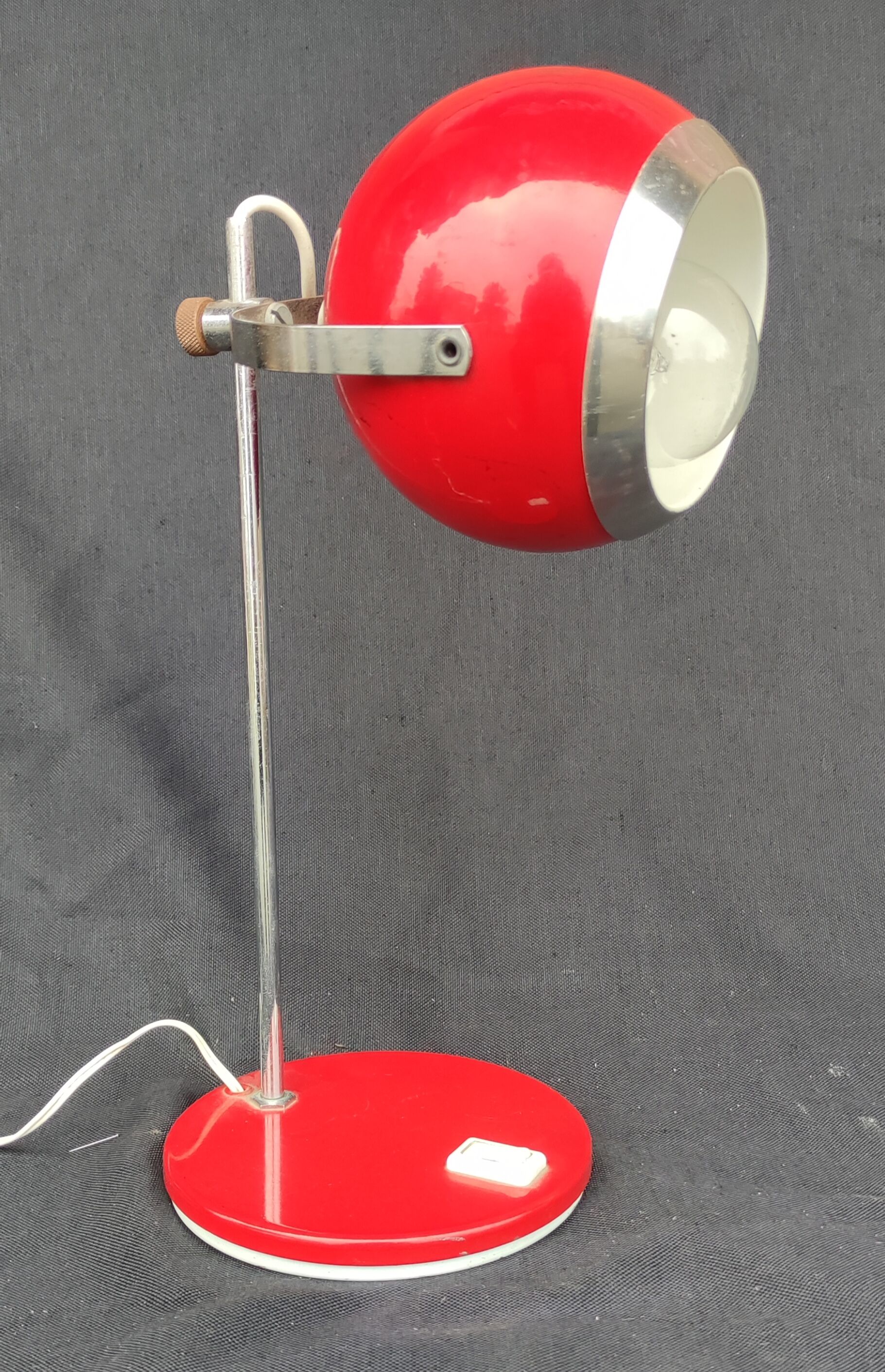 Vintage Eyeball lamp