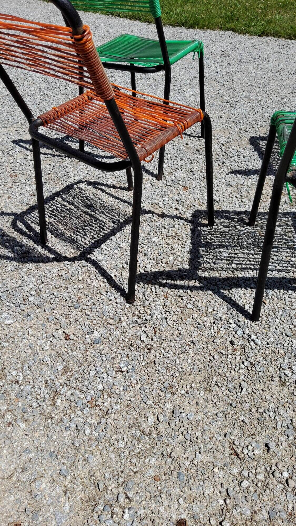 Set of 4 chairs scoubidou green and orange tubes metal black from the 60s