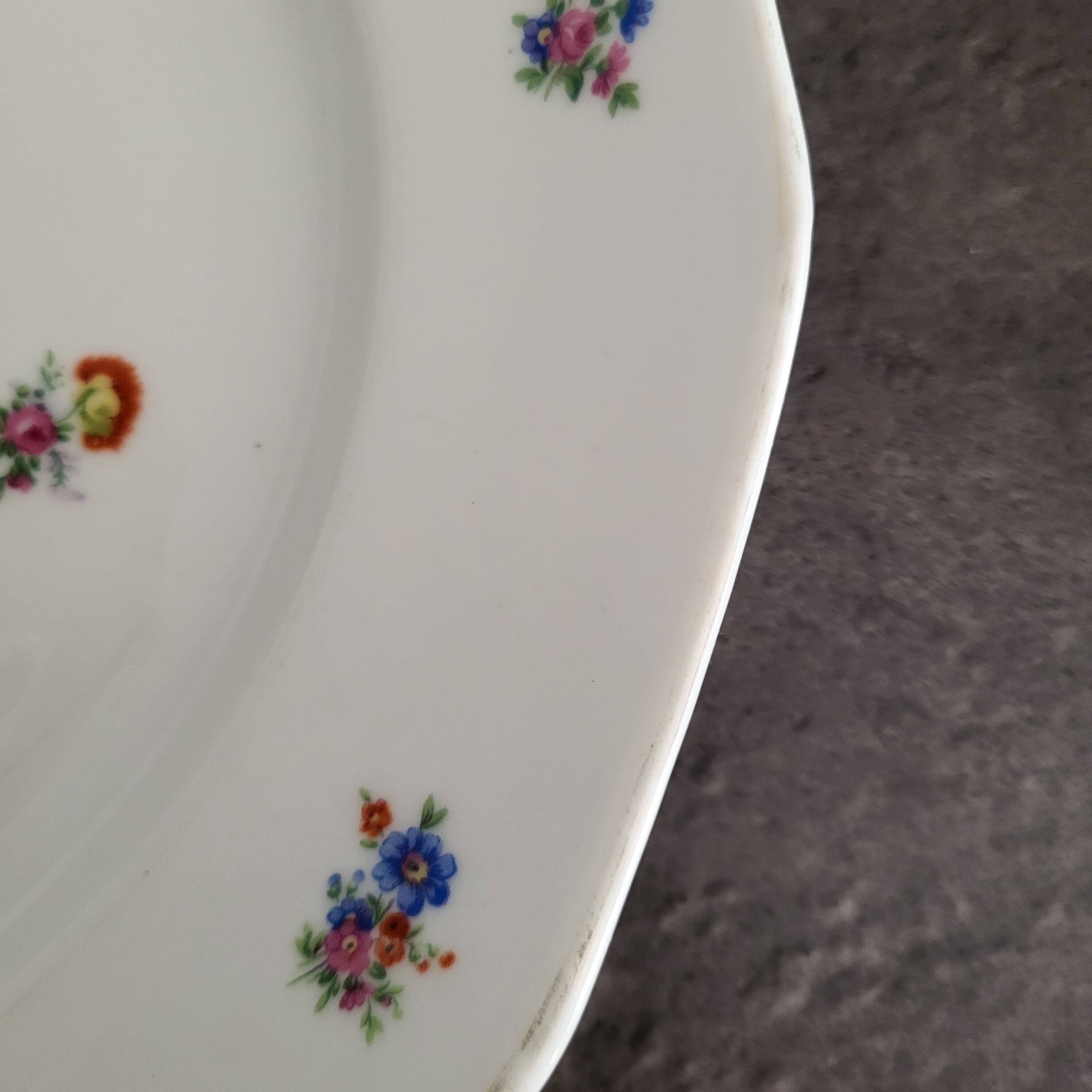 Vintage CH-R floral porcelain plate/dish in excellent condition
