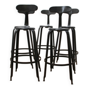 Suite de 5 tabourets