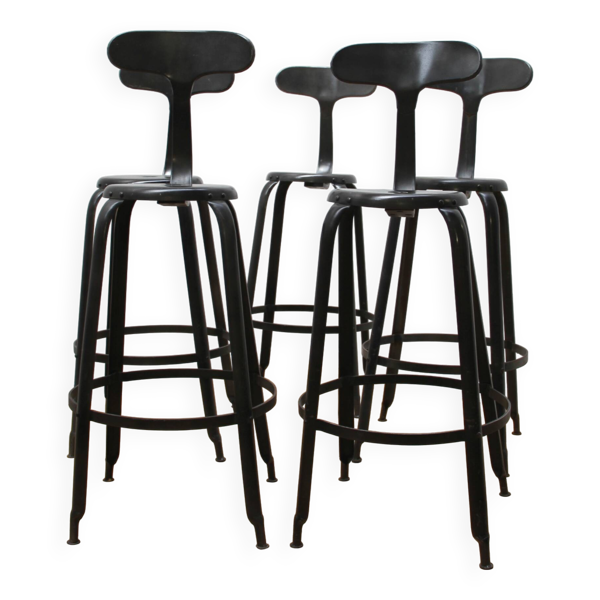 Suite de 5 tabourets