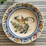 Ceramic plate with bird decoration