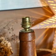 Give me a leather Jeanne. A unique vintage lamp, combining history and elegance.