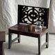 Mini banc à dossier sculpté à motif de rosace et volutes H59 L51