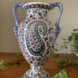 Vase amphore ancienne en faïence de Gien décor cachemire