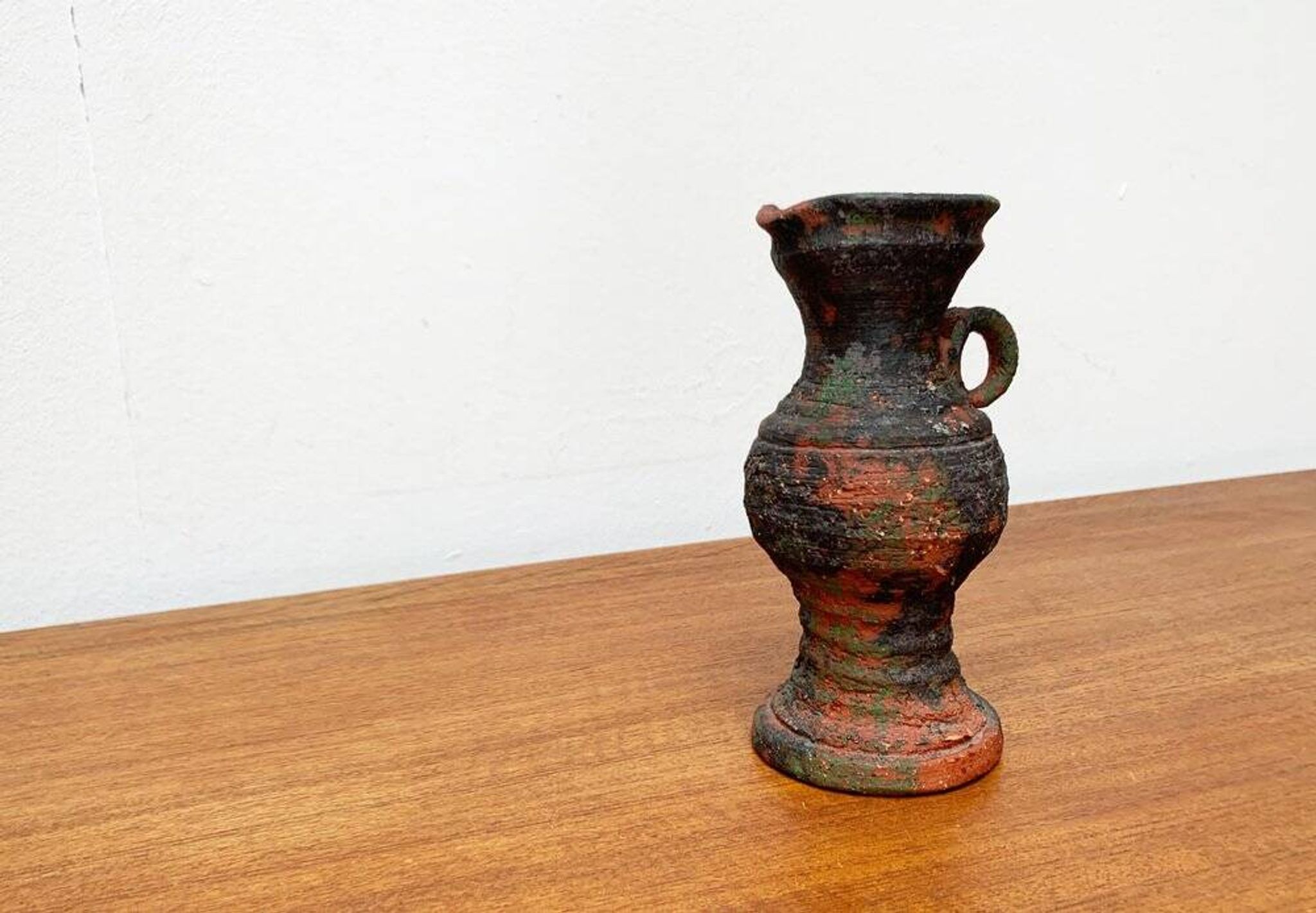 German brutalist carafe vase from the mid-century in the style of Gerhard Liebenthron, 1960s.