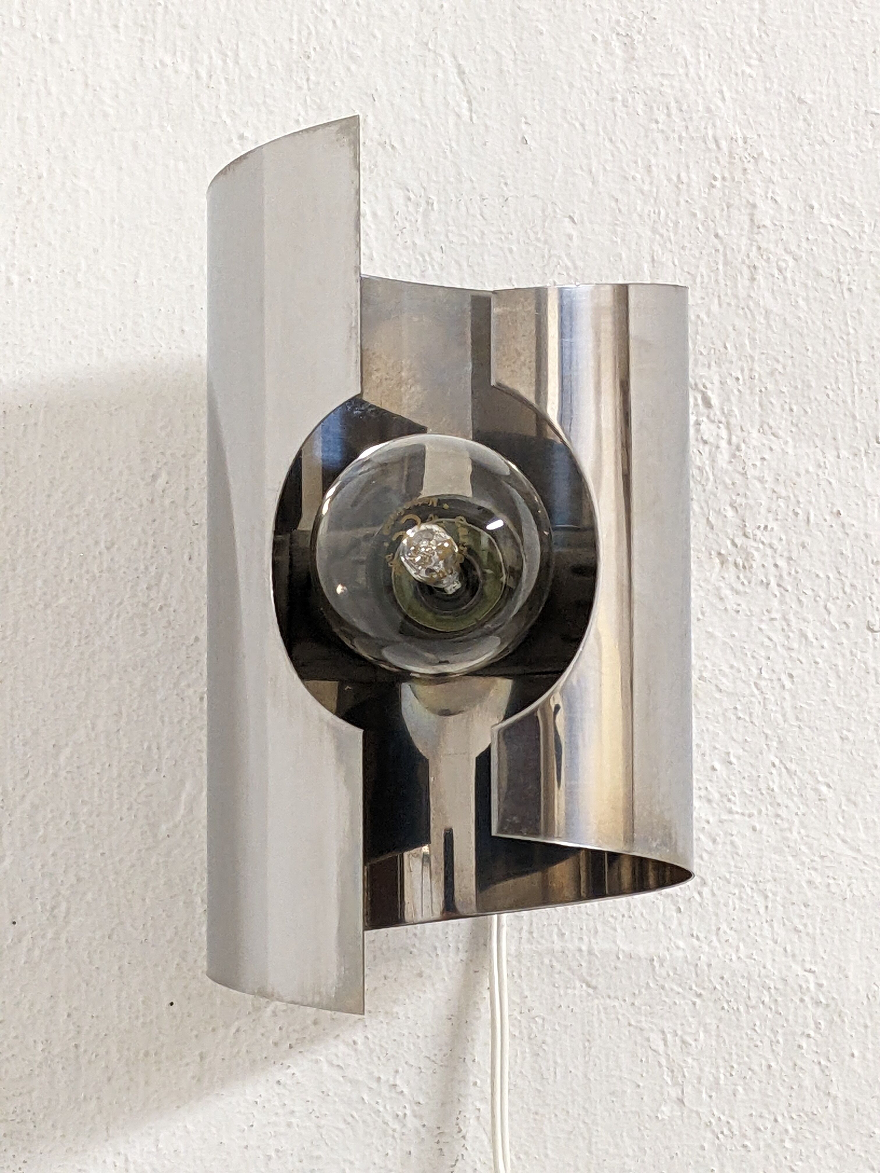 Space age wall lamp from the 60s/70s