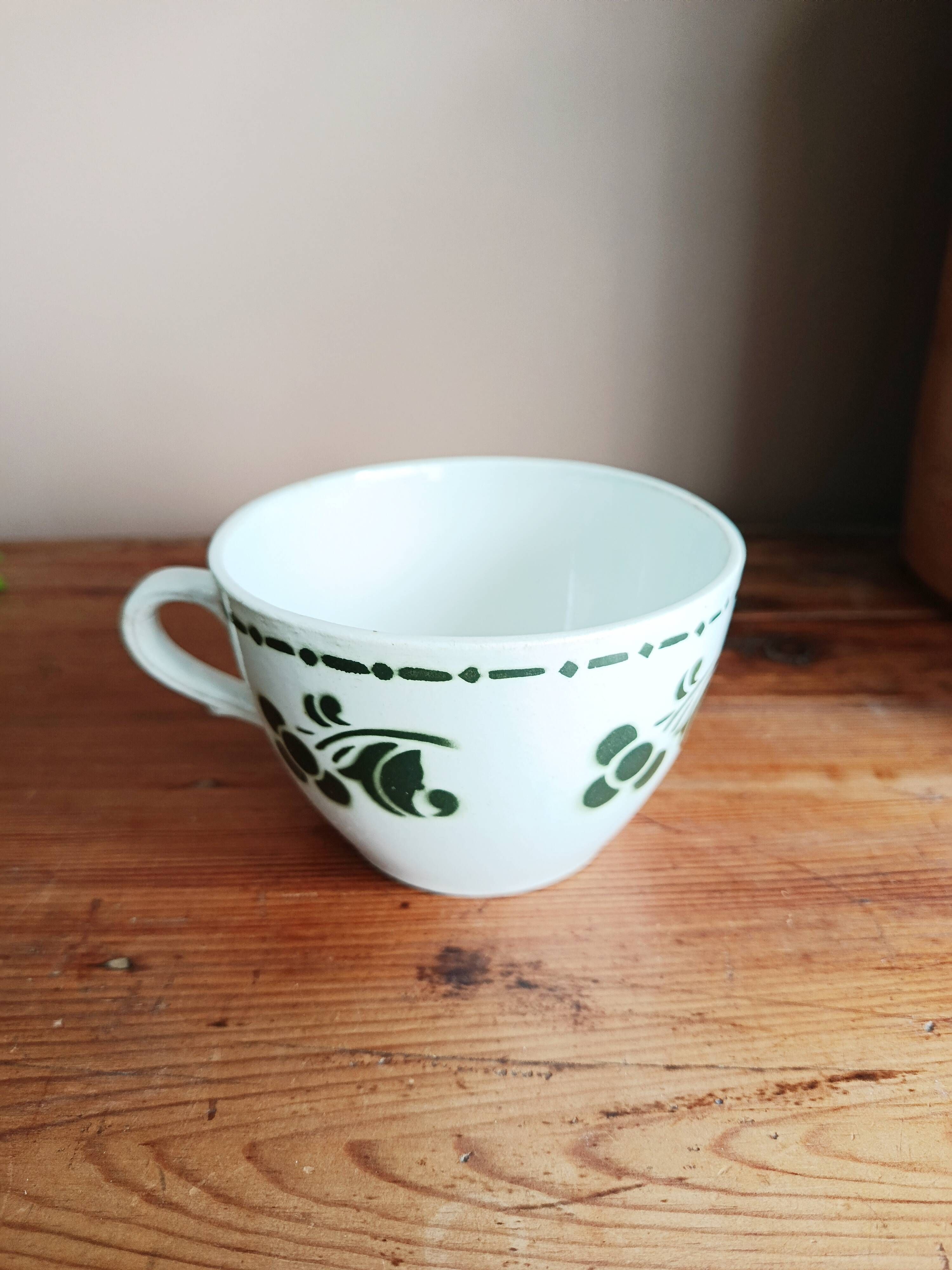 Grande tasse à chocolat Badonviller, cerisette