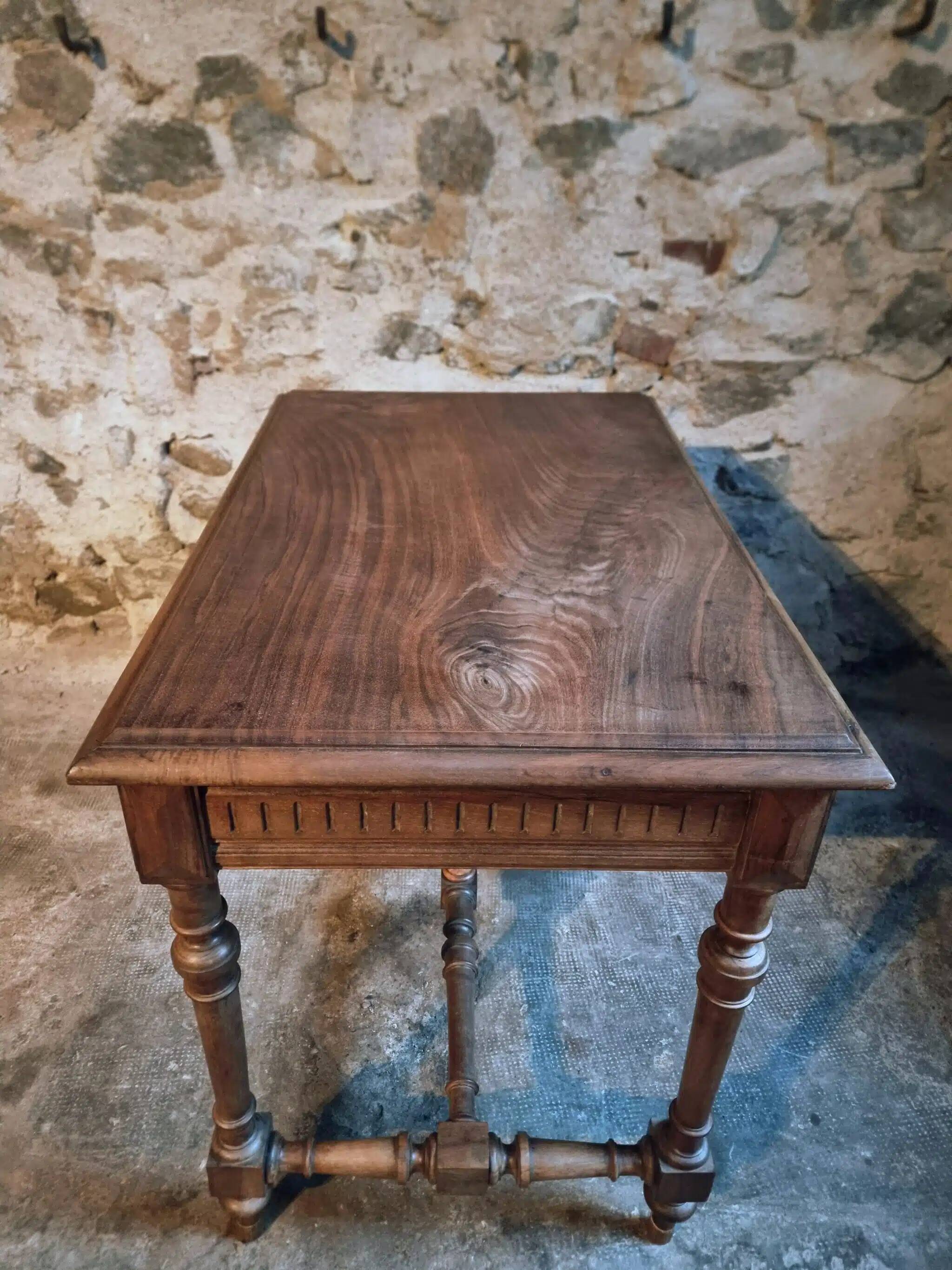Vintage French writing table in walnut, 1930s.