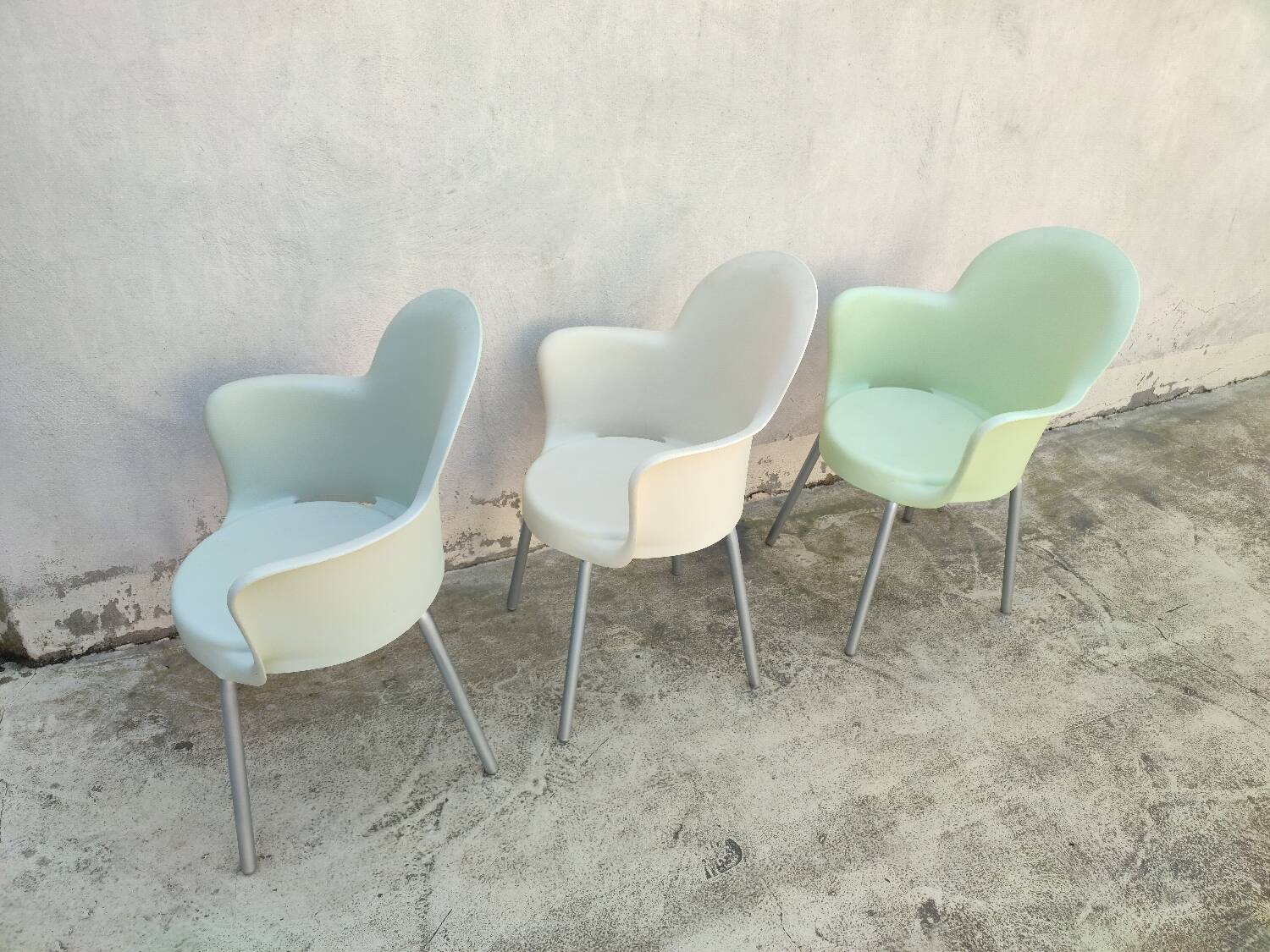 3 Sintesi designer armchairs, gogo model