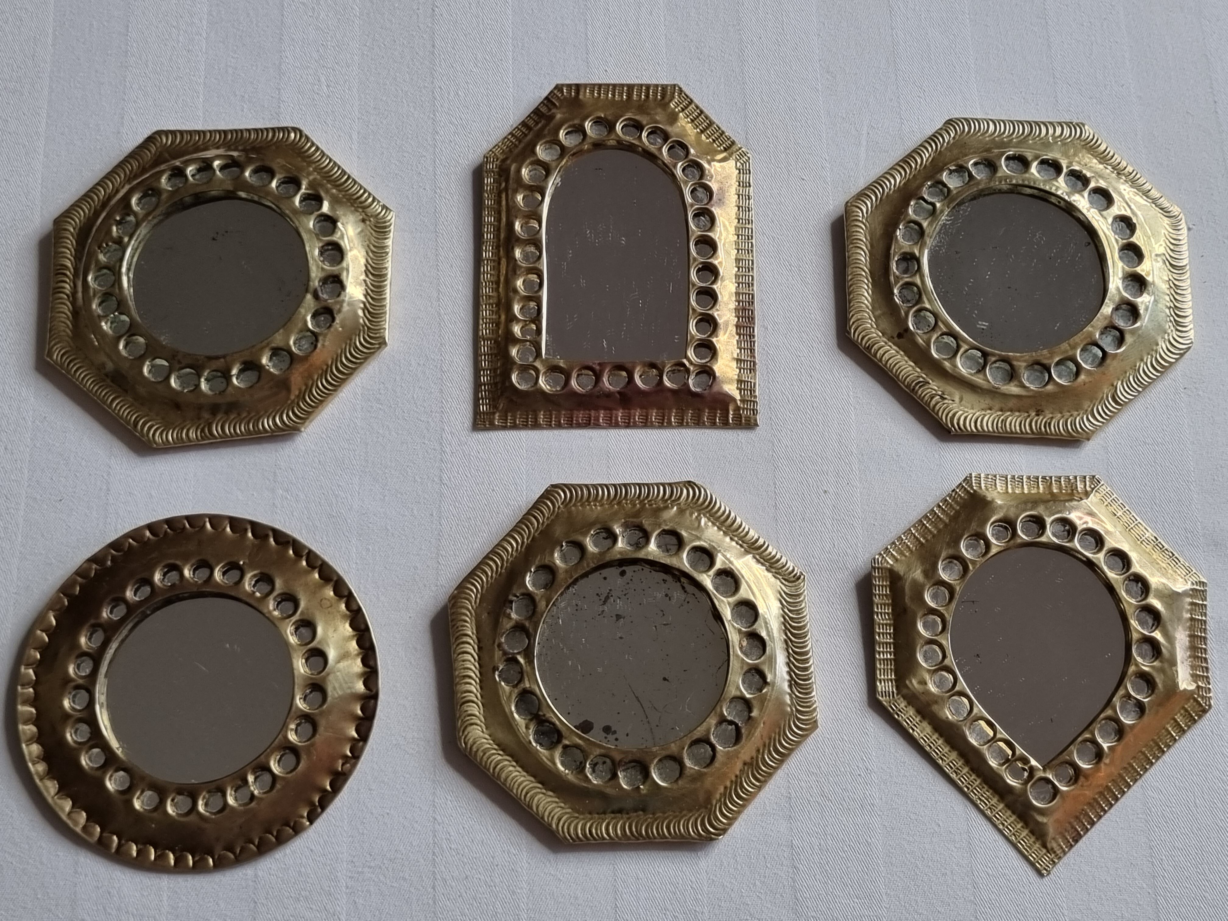 Set of 6 Moroccan mirrors in vintage openwork brass