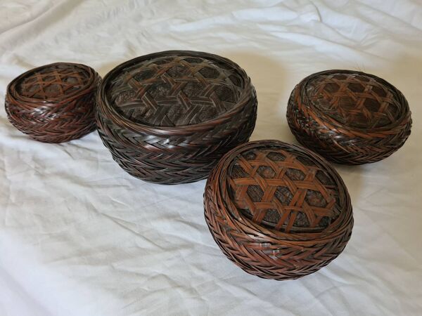 Paniers en osier tressé