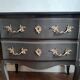 Commode patiné style Louis XV 2 tiroirs