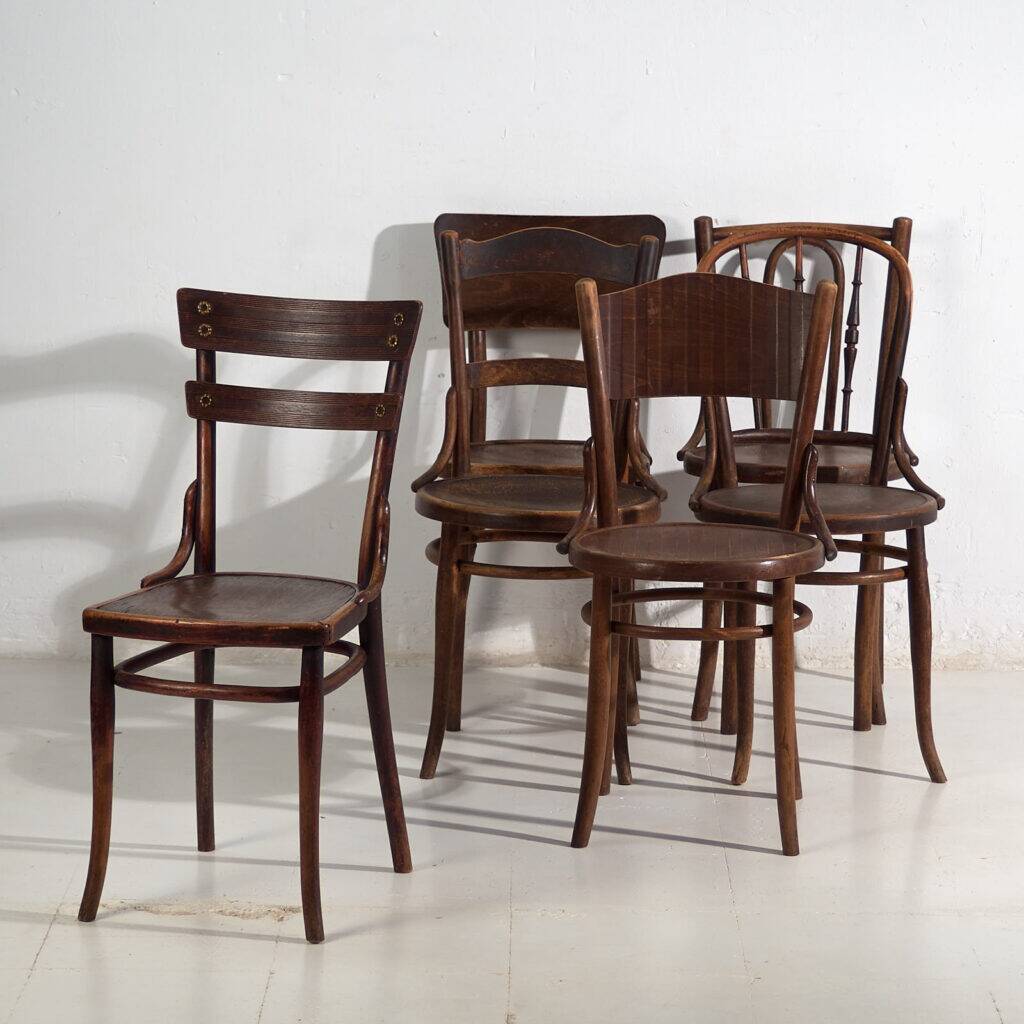 Antique dining chairs (c.1920). Set of 6 pieces no.3