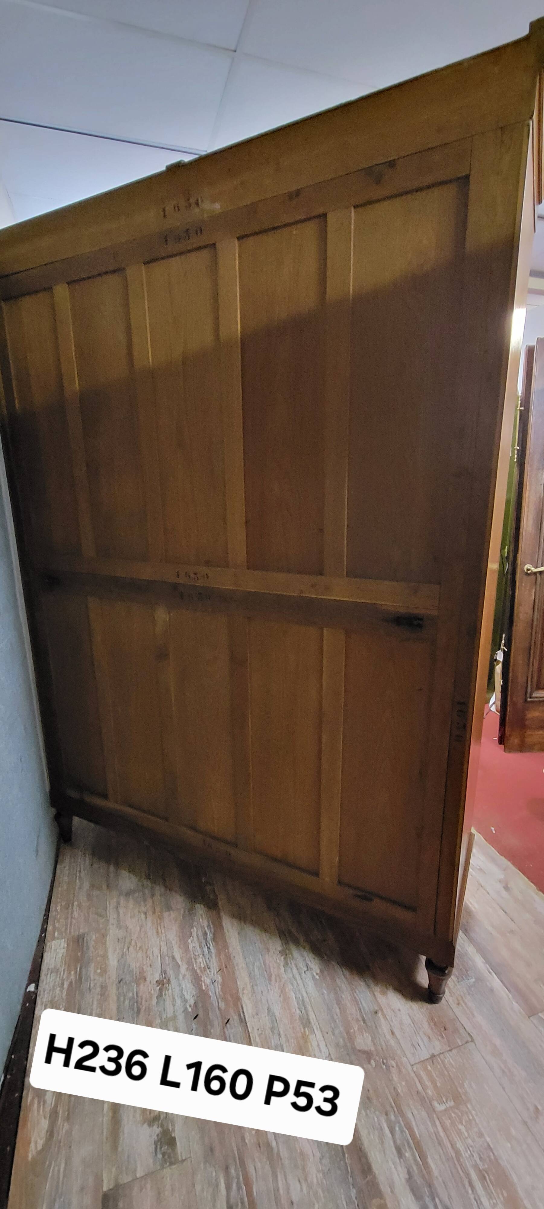 Art Deco period wardrobe in burr walnut